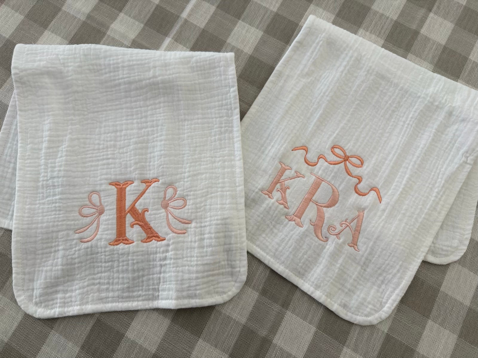 Sweet Bows Muslin Burp Cloths (Set of Two)